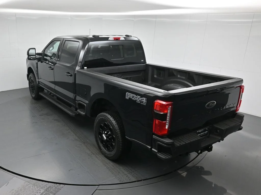New 2026 Agate Black Metallic Ford Lariat image 41