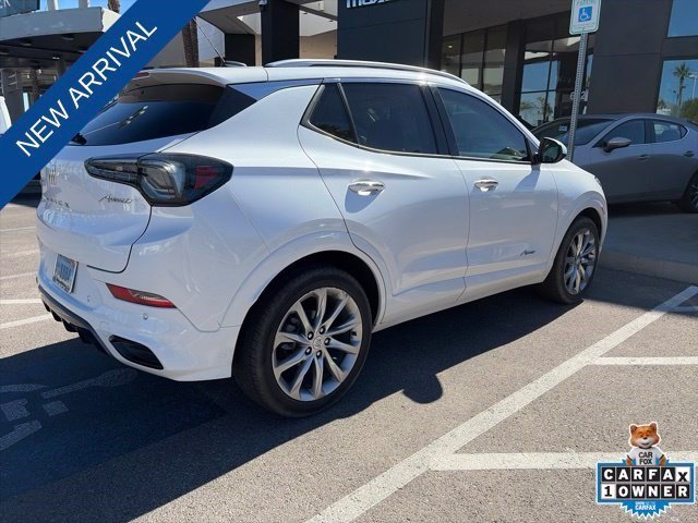 Used 2024 White Frost Tricoat Buick Avenir image 4