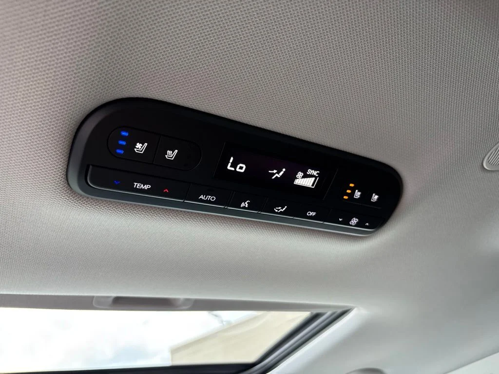 New 2026 Gray Hyundai SEL Premium image 11