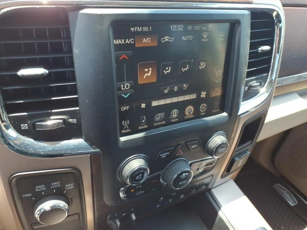 Used 2013 Prairie Pearl Ram Laramie Longhorn Edition image 20