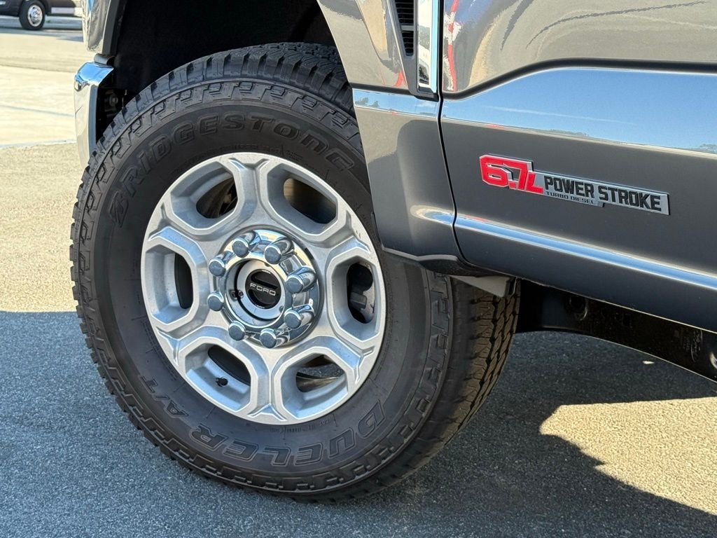 2026 Ford F-250 Super Duty XLT - Photo 14