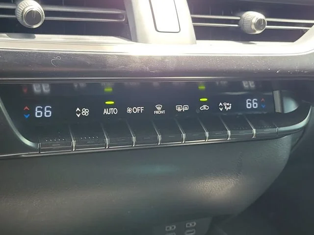 2024 Lexus UX Hybrid 250h Premium - Photo 36