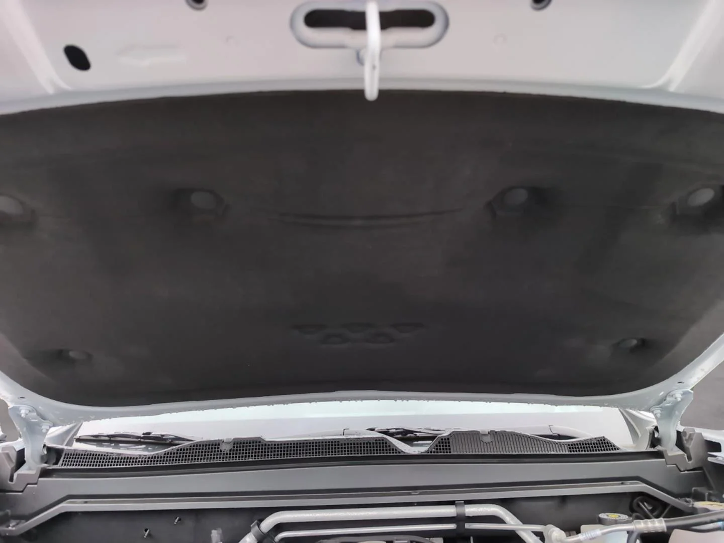 New 2026 Summit White Chevrolet Trail Boss image 32