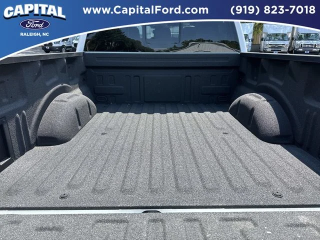 Used 2026 White Ford Lariat image 16