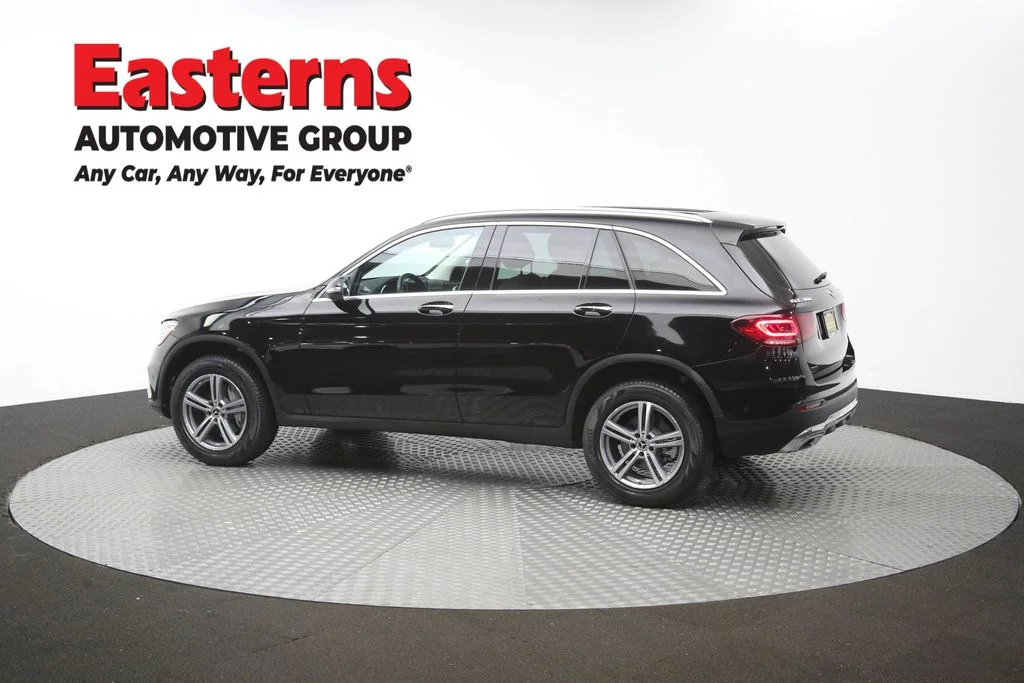 Used 2022 Black Mercedes-Benz GLC 300 image 62