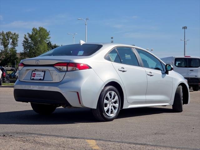 2025 Toyota Corolla LE - Photo 22