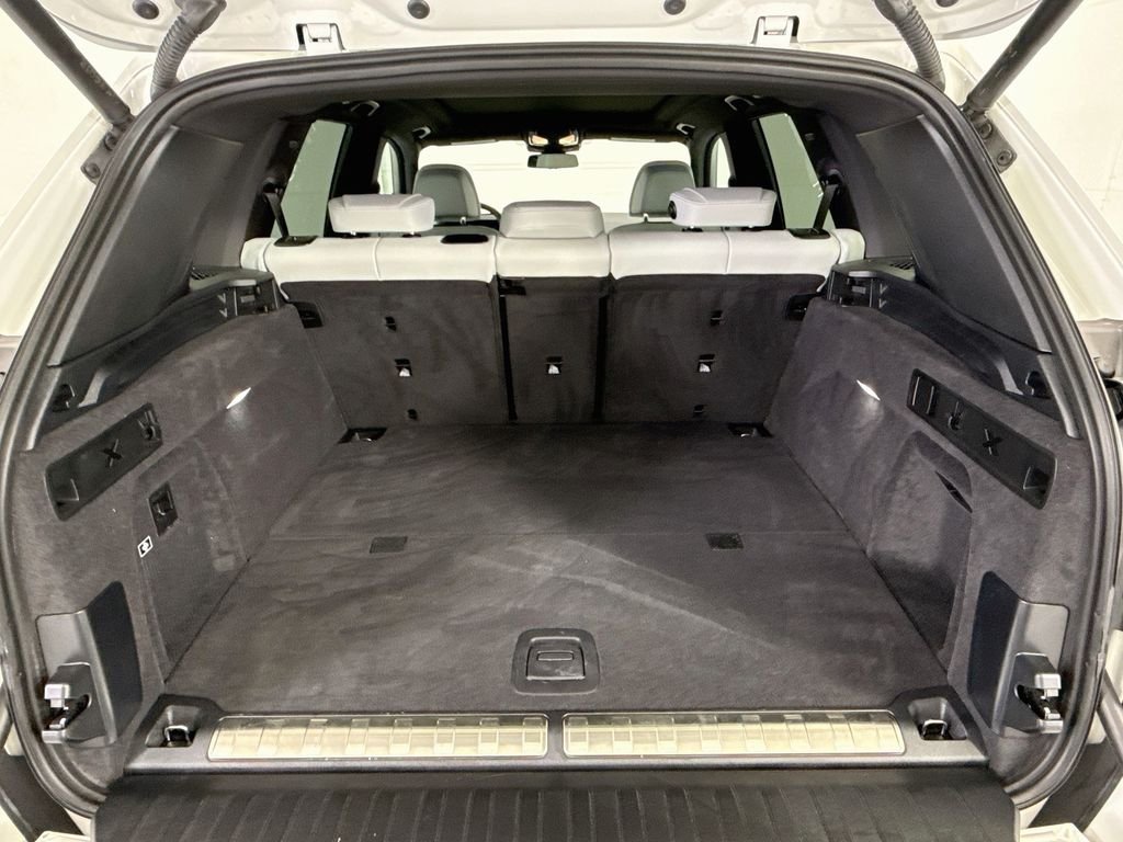 2026 BMW X5 50e - Photo 27