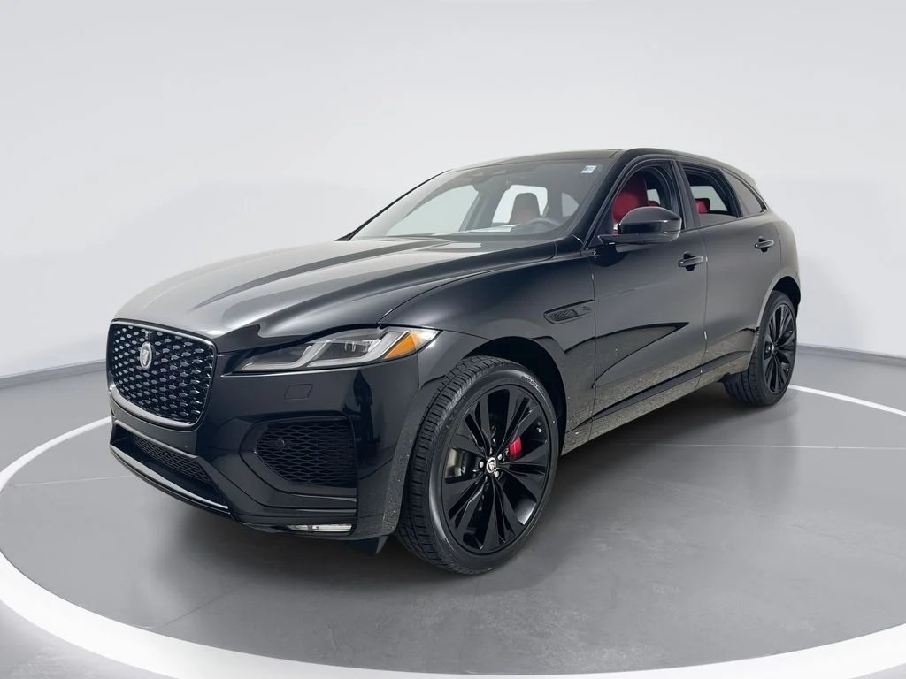2026 Jaguar F-PACE P400 R-Dynamic S's photo