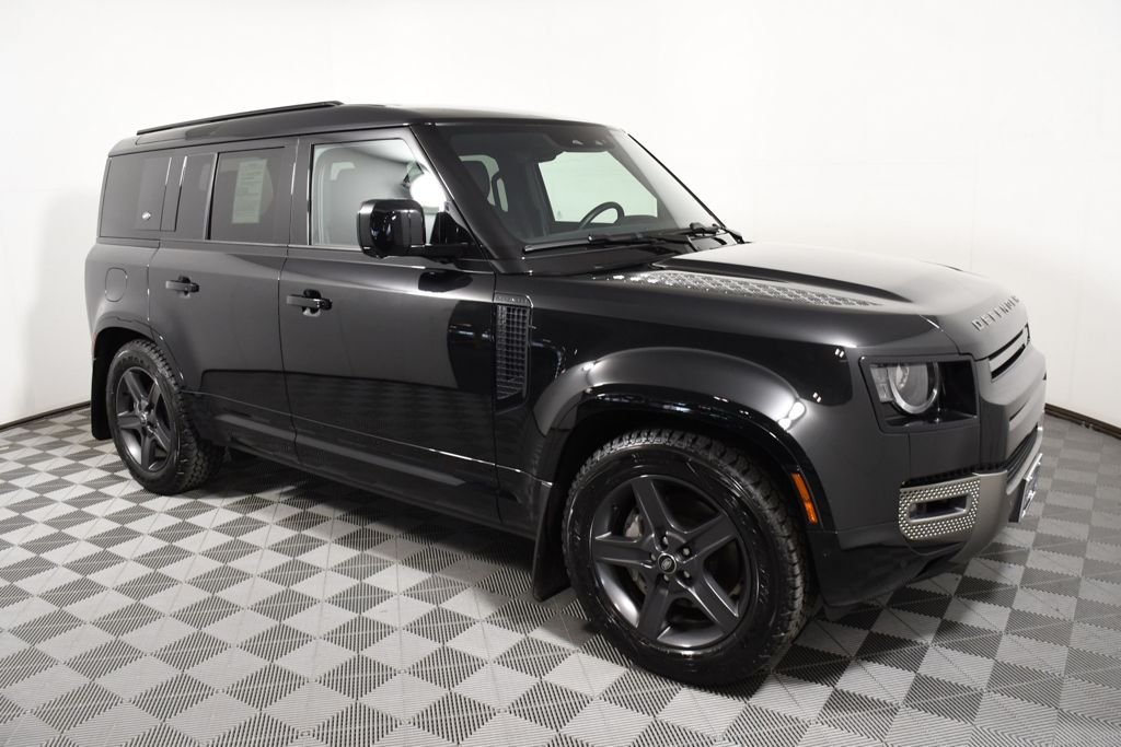Used 2023 Santorini Black Metallic Land Rover X-Dynamic SE image 8