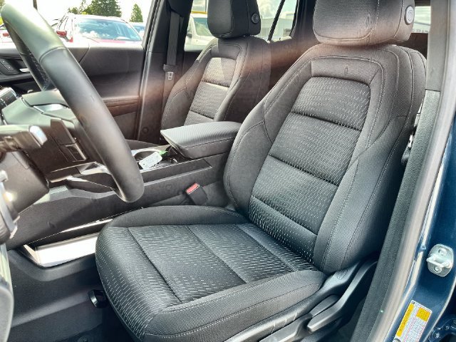 New 2027 Lakeshore Blue Metallic Chevrolet LT image 14