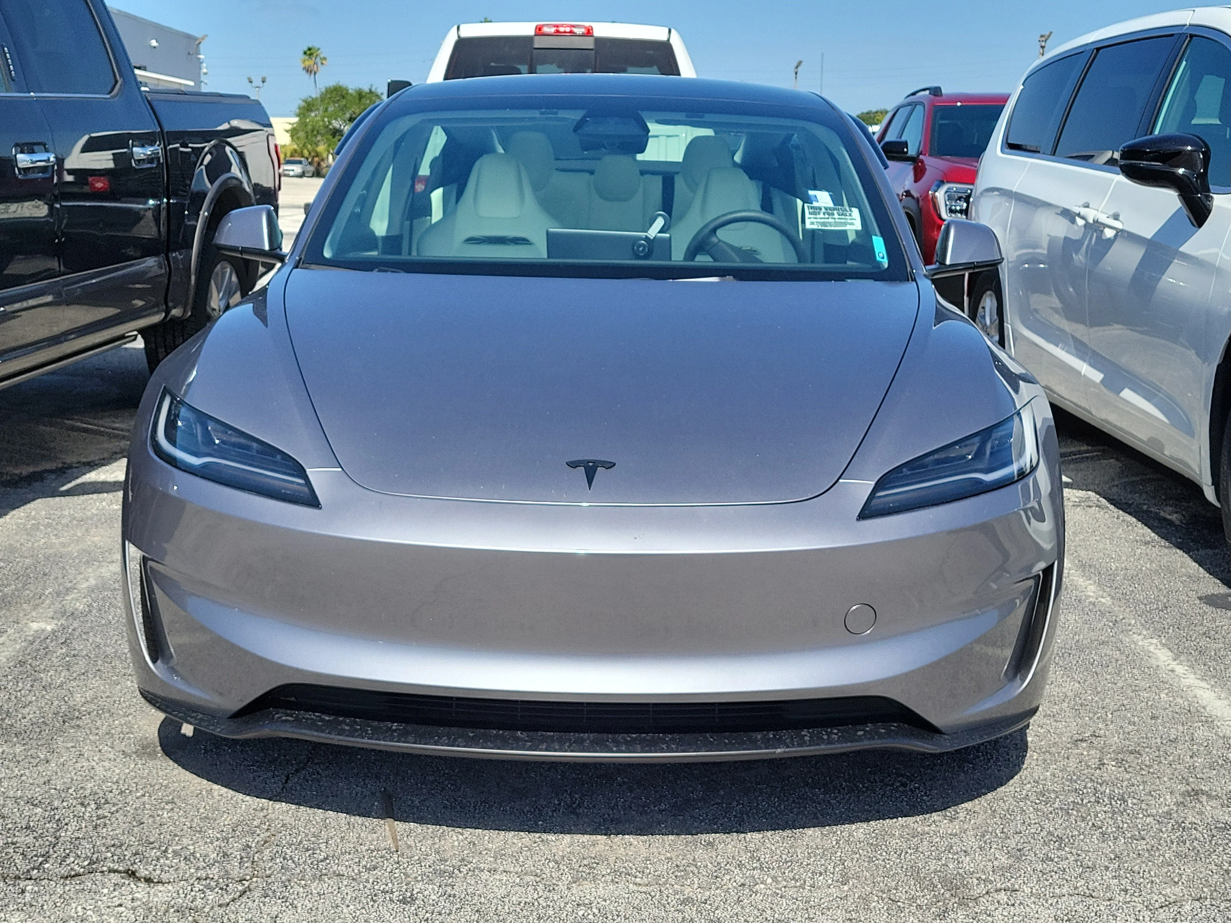 Used 2025  Tesla Performance image 2