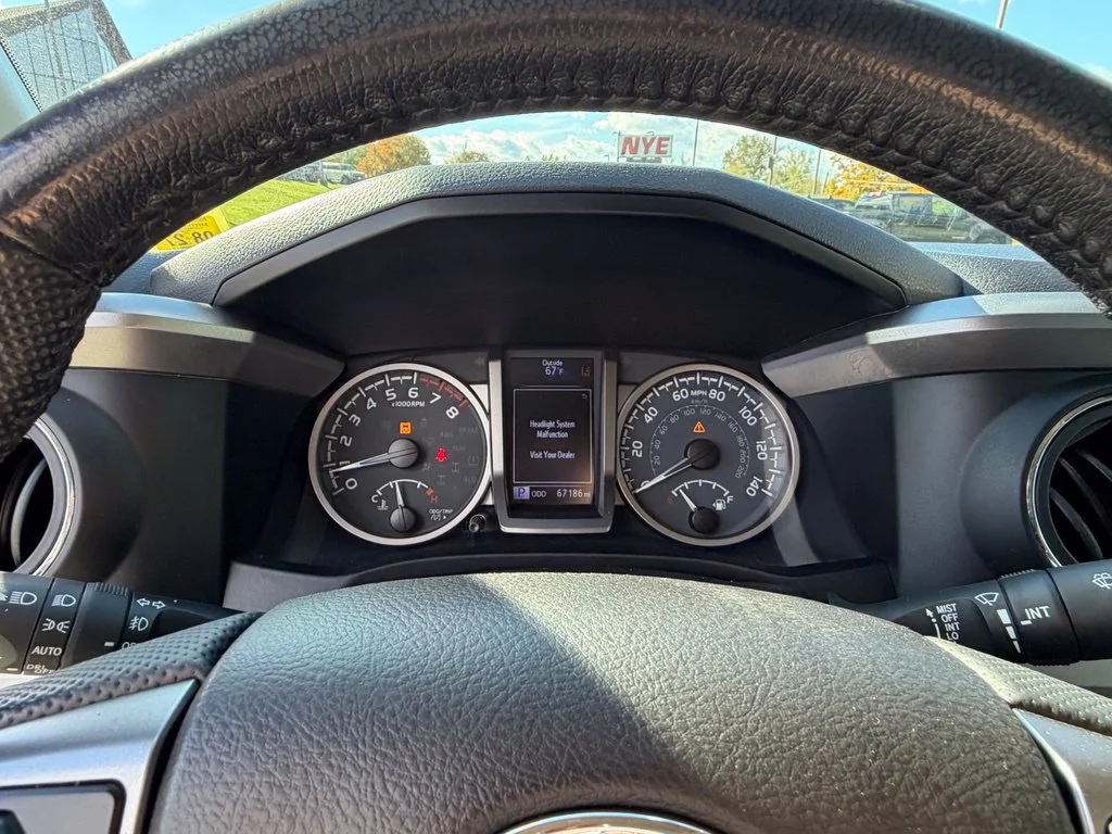 Used 2021 Black Toyota SR5 image 25