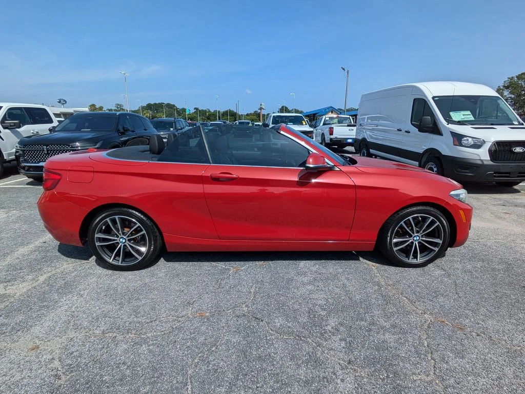 Used 2018 Red BMW 230i image 3