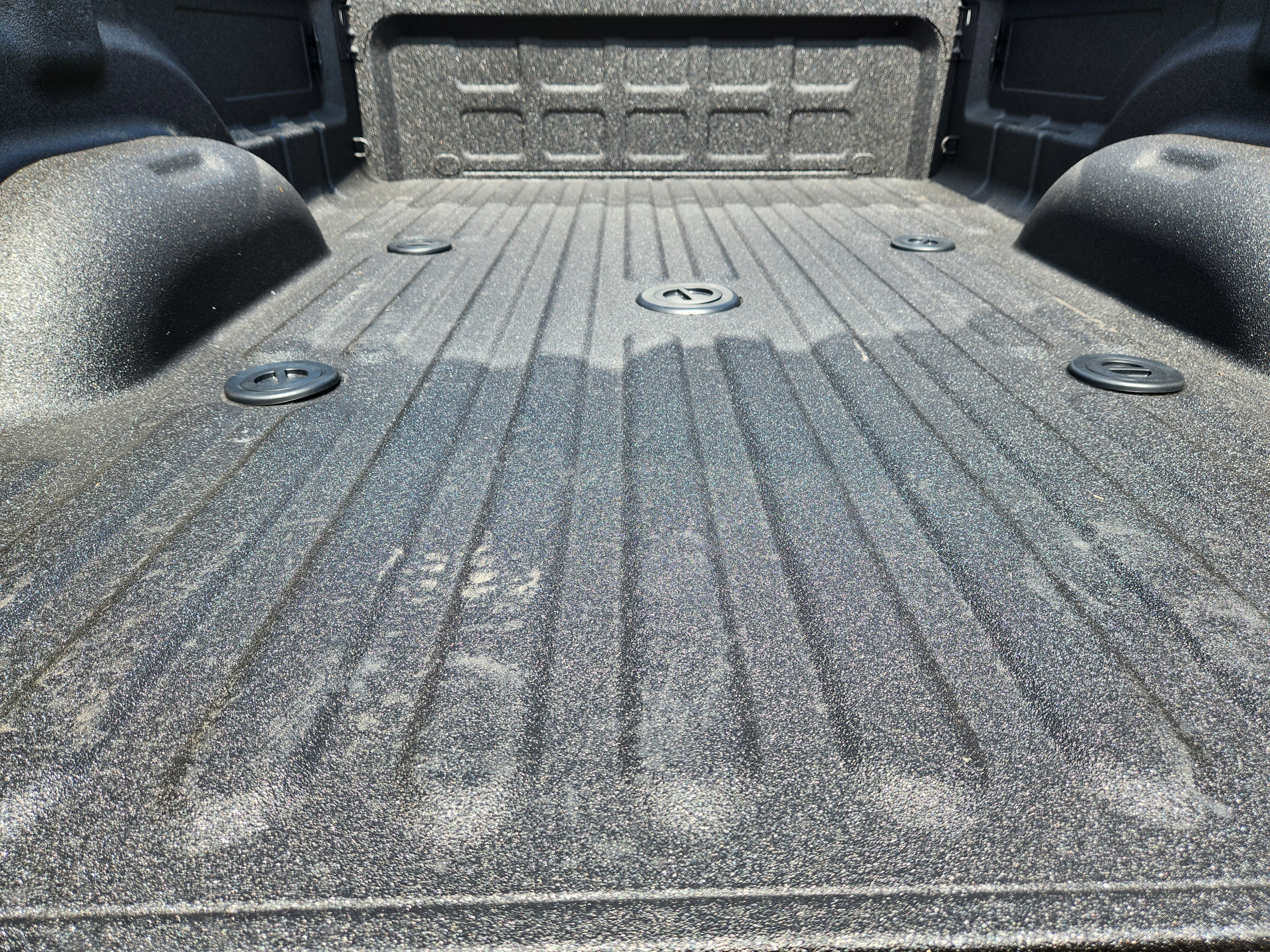New 2026 Diamond Black Crystal Pearl-Coat Exterior Paint RAM Lone Star image 23