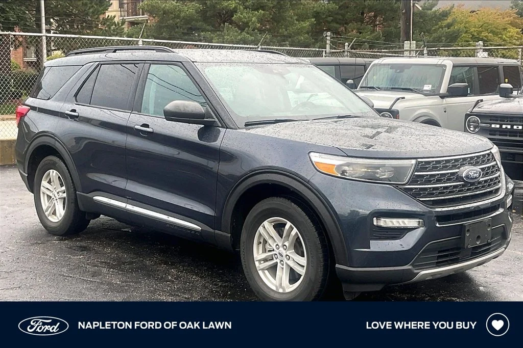 Used 2024 Blue Metallic Ford XLT image 1