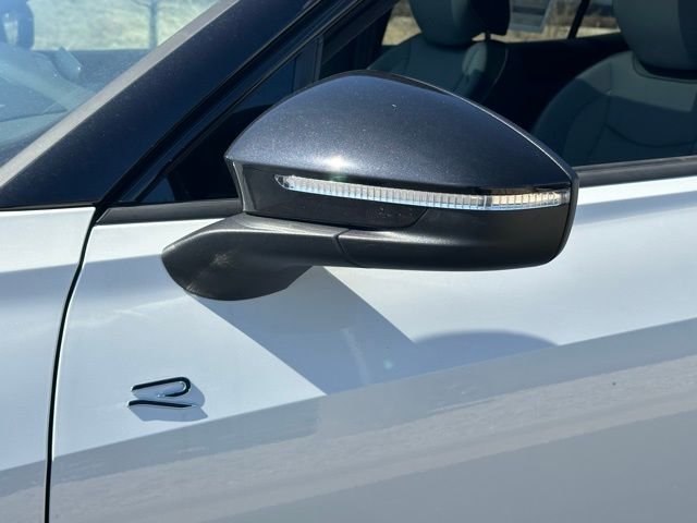 New 2026 Opal White W/Deep Black Roof Volkswagen 2.0T SE R-Line Black image 11