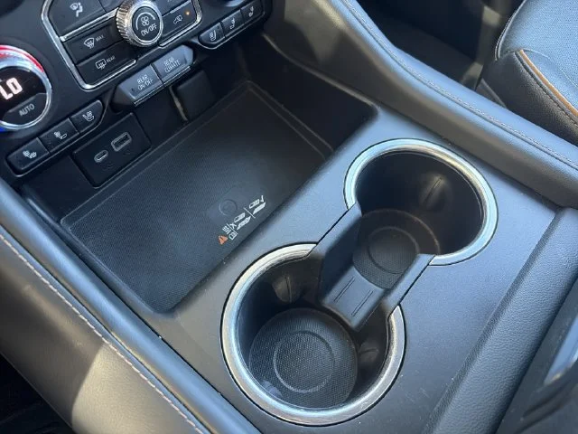 Used 2022 Red GMC AT4 image 22