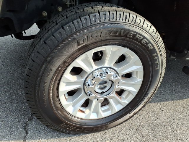 Used 2022 Black Ford XLT image 6