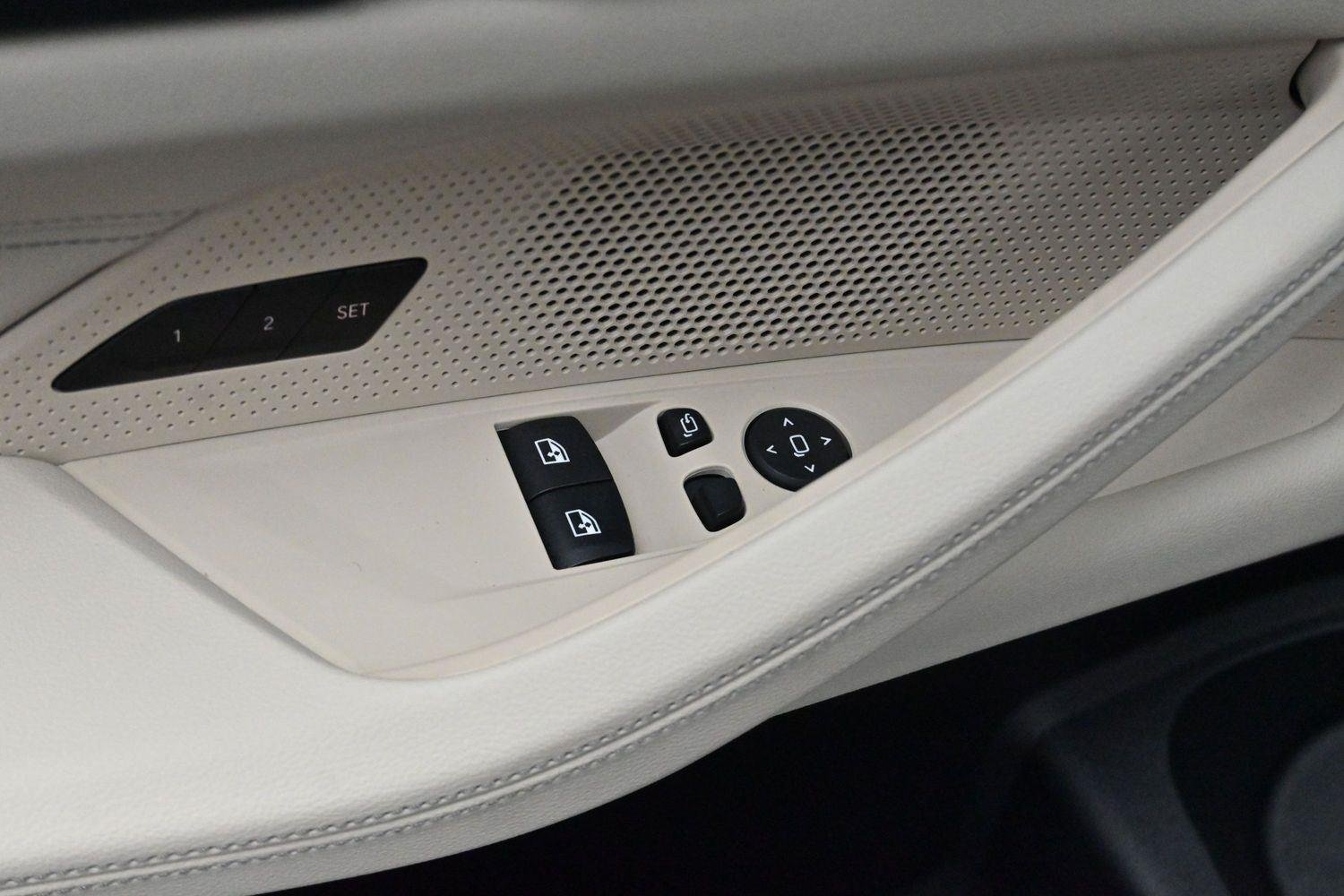 Used 2024 Alpine White BMW 430i xDrive image 11