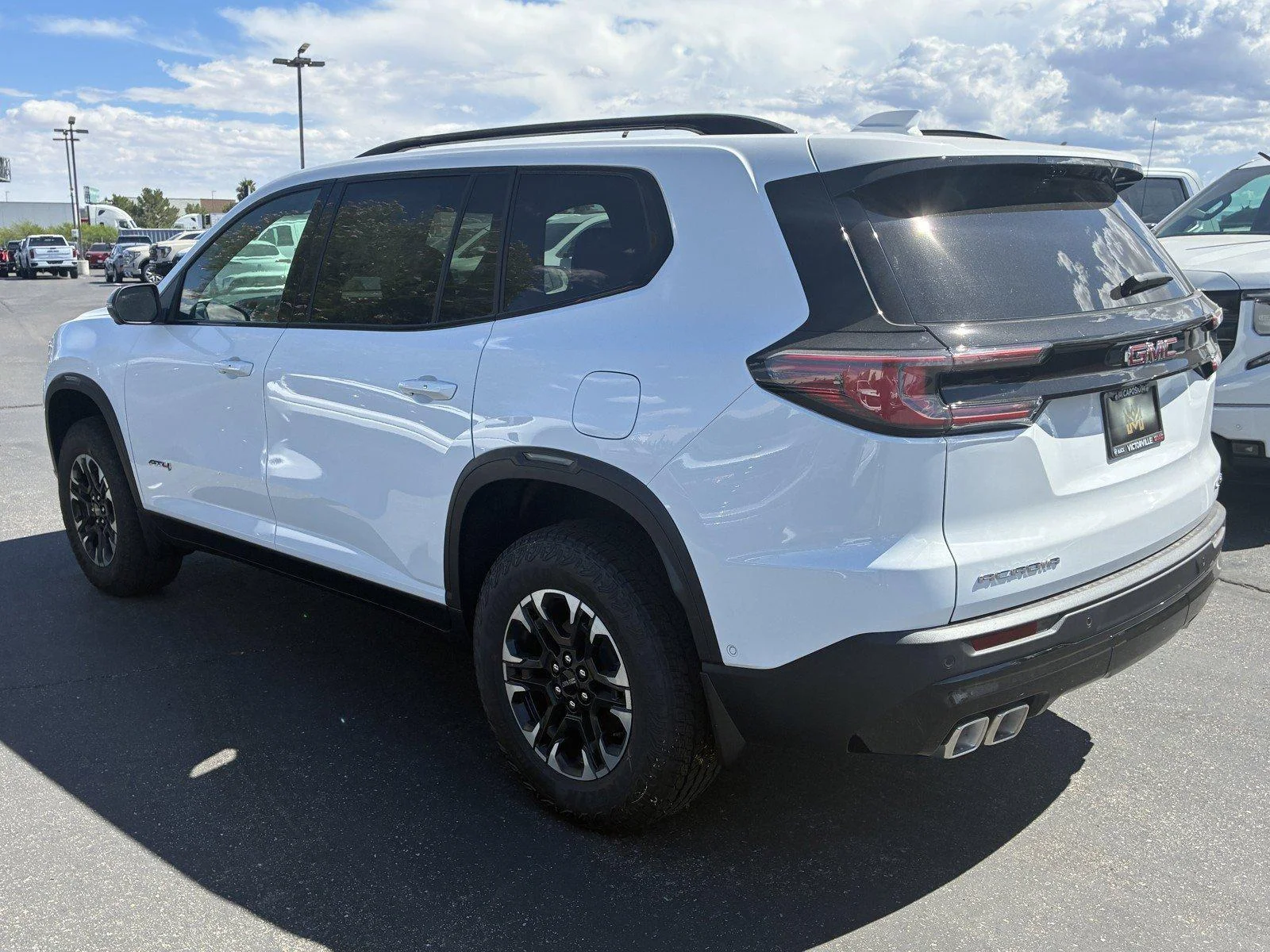 New 2027 Summit White GMC AT4 image 4