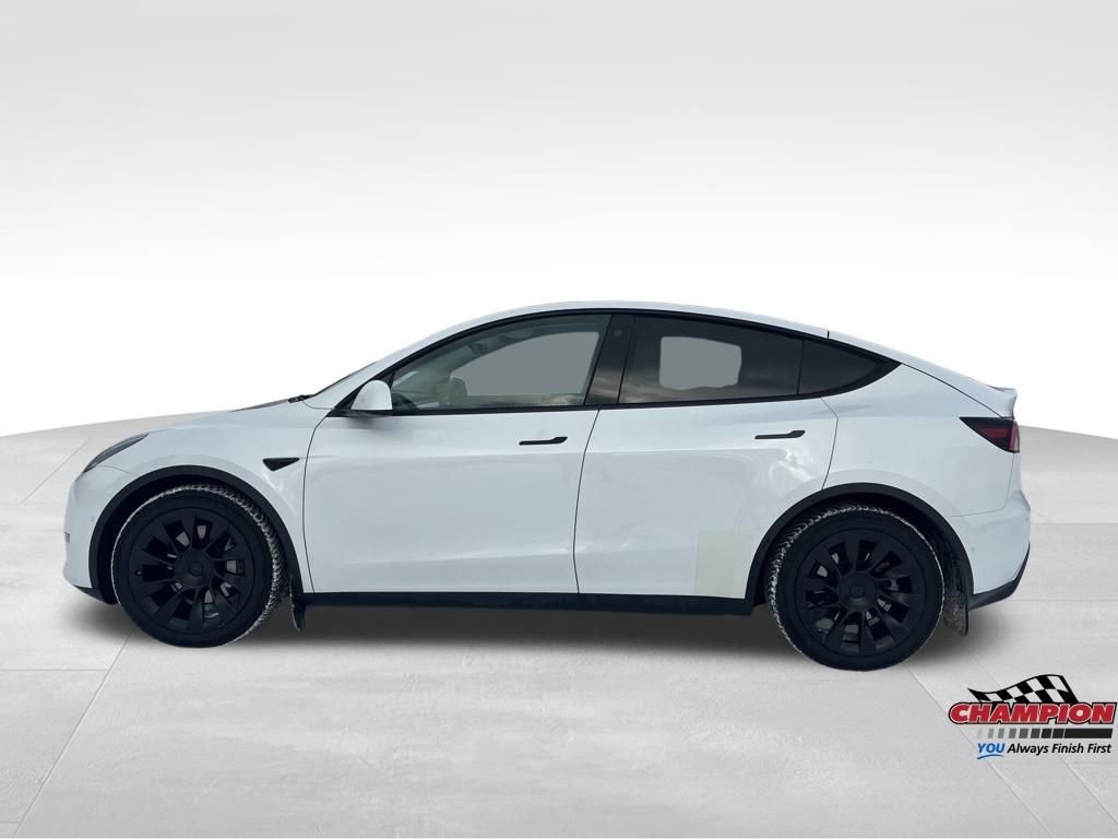 Used 2021 Tesla Model Y Long Range with VIN 5YJYGDEE8MF183682 for sale in Lansing, MI
