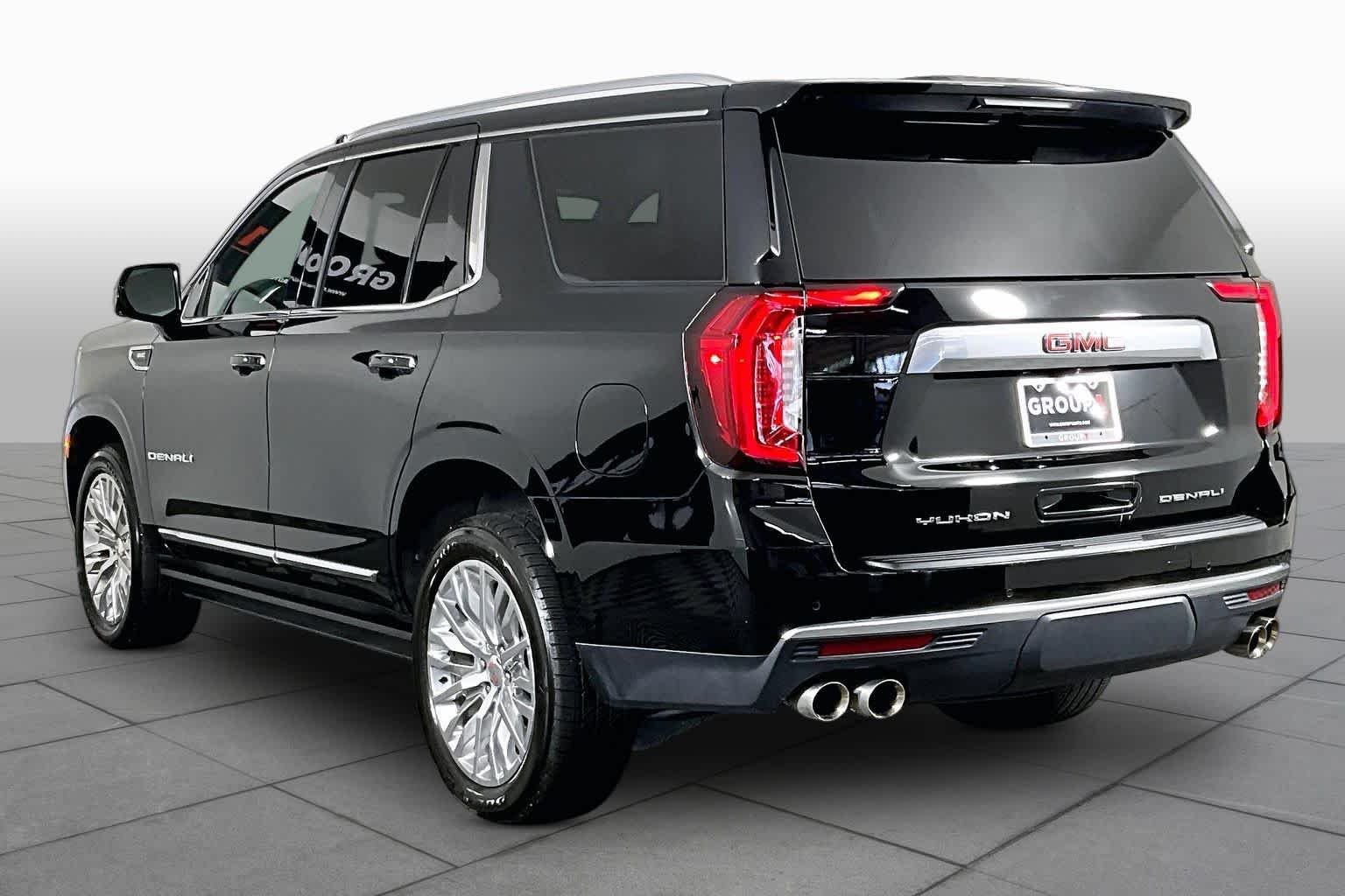 Used 2023 Onyx Black GMC Denali image 12
