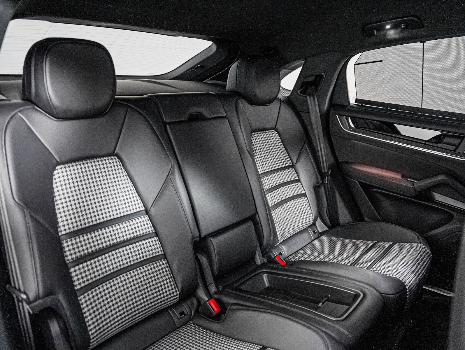 New 2026 VANADIUM GREY Porsche S Coupe image 6