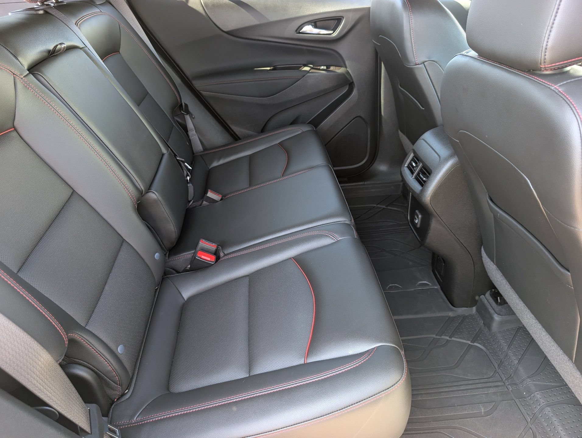 2022 Chevrolet Equinox RS - Photo 13
