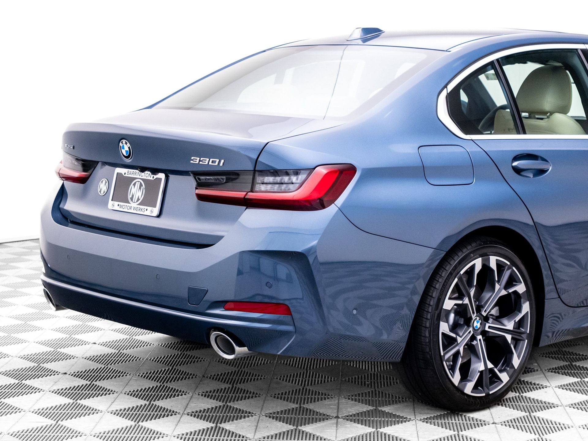 New 2026 Arctic Race Blue metallic BMW 330i xDrive image 34