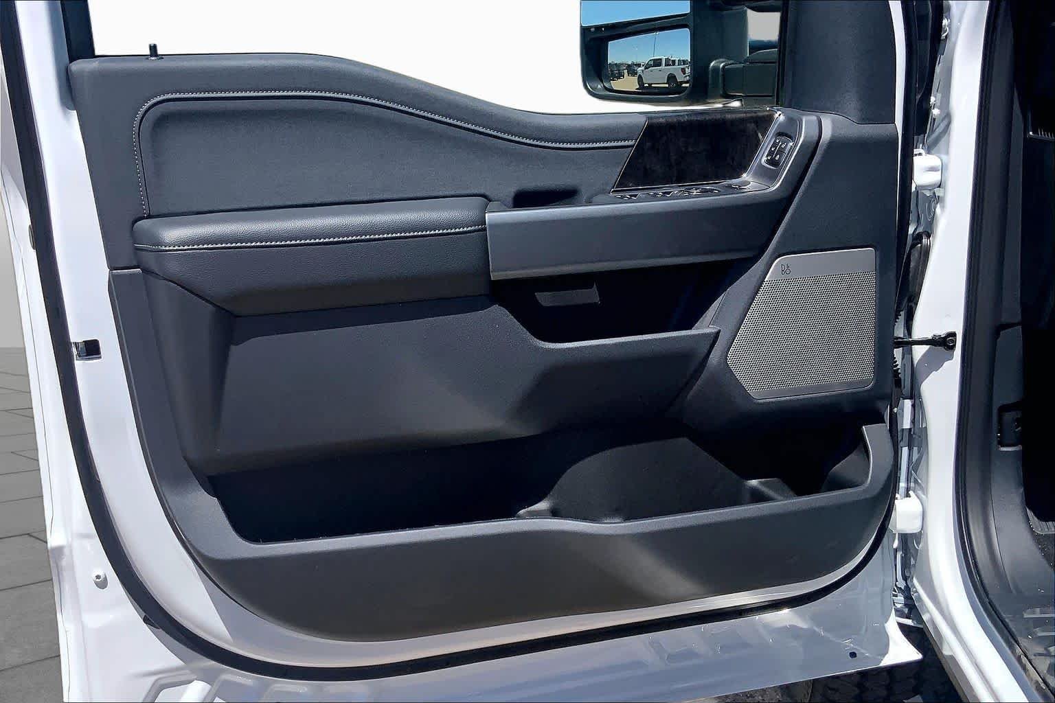 New 2026 Oxford White Ford F-250® Lariat® image 10