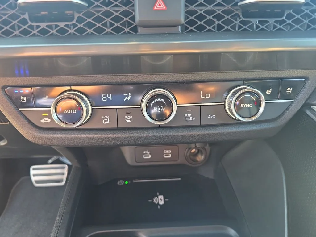 2026 Acura ADX A-Spec Package - Photo 17