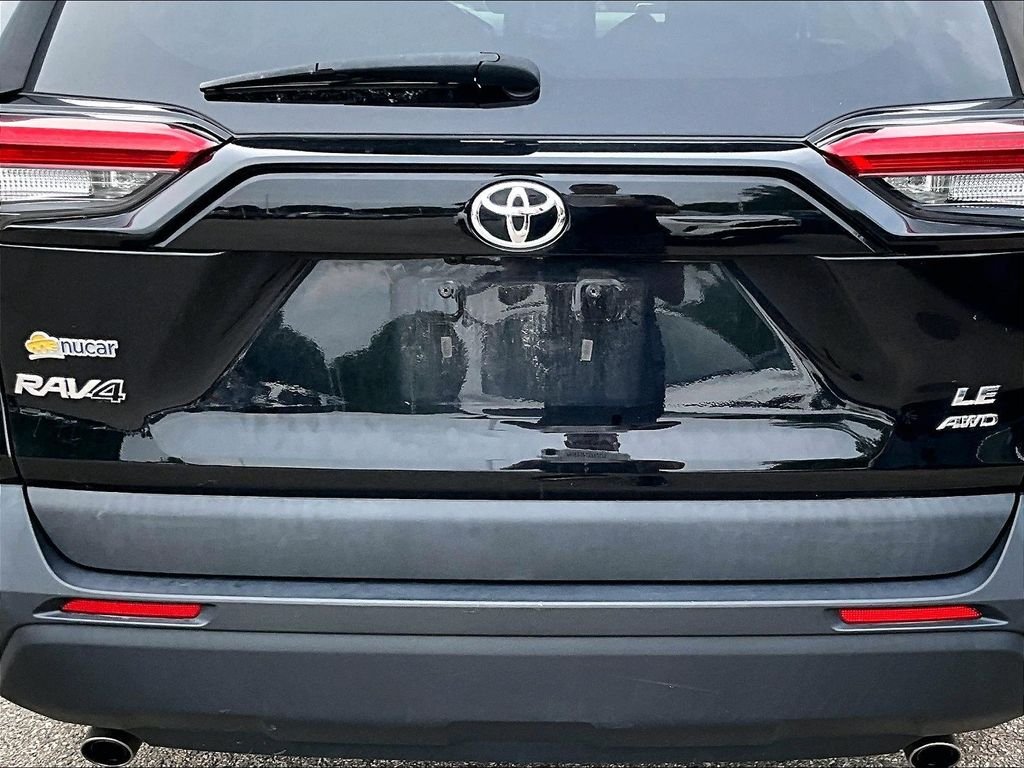 Used 2021 Black Toyota LE image 10