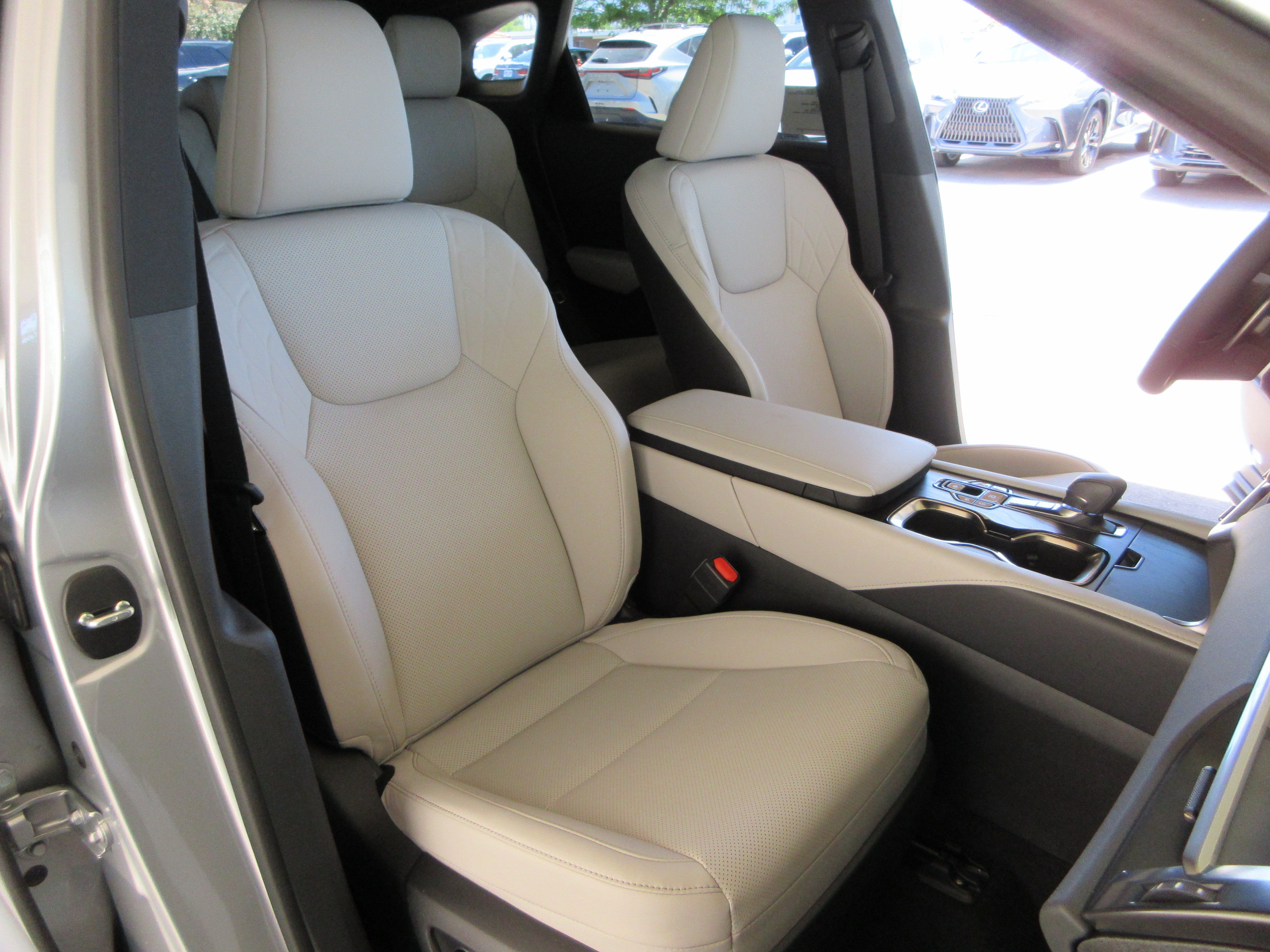 New 2026 Iridium Lexus PREMIUM image 23