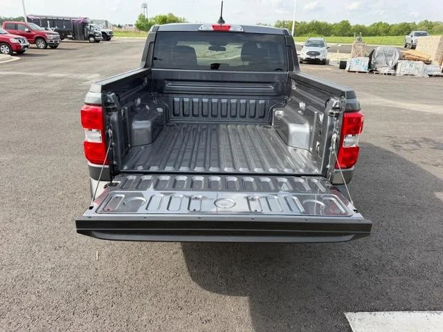 New 2026 Carbonized Gray Metallic Ford XLT image 29