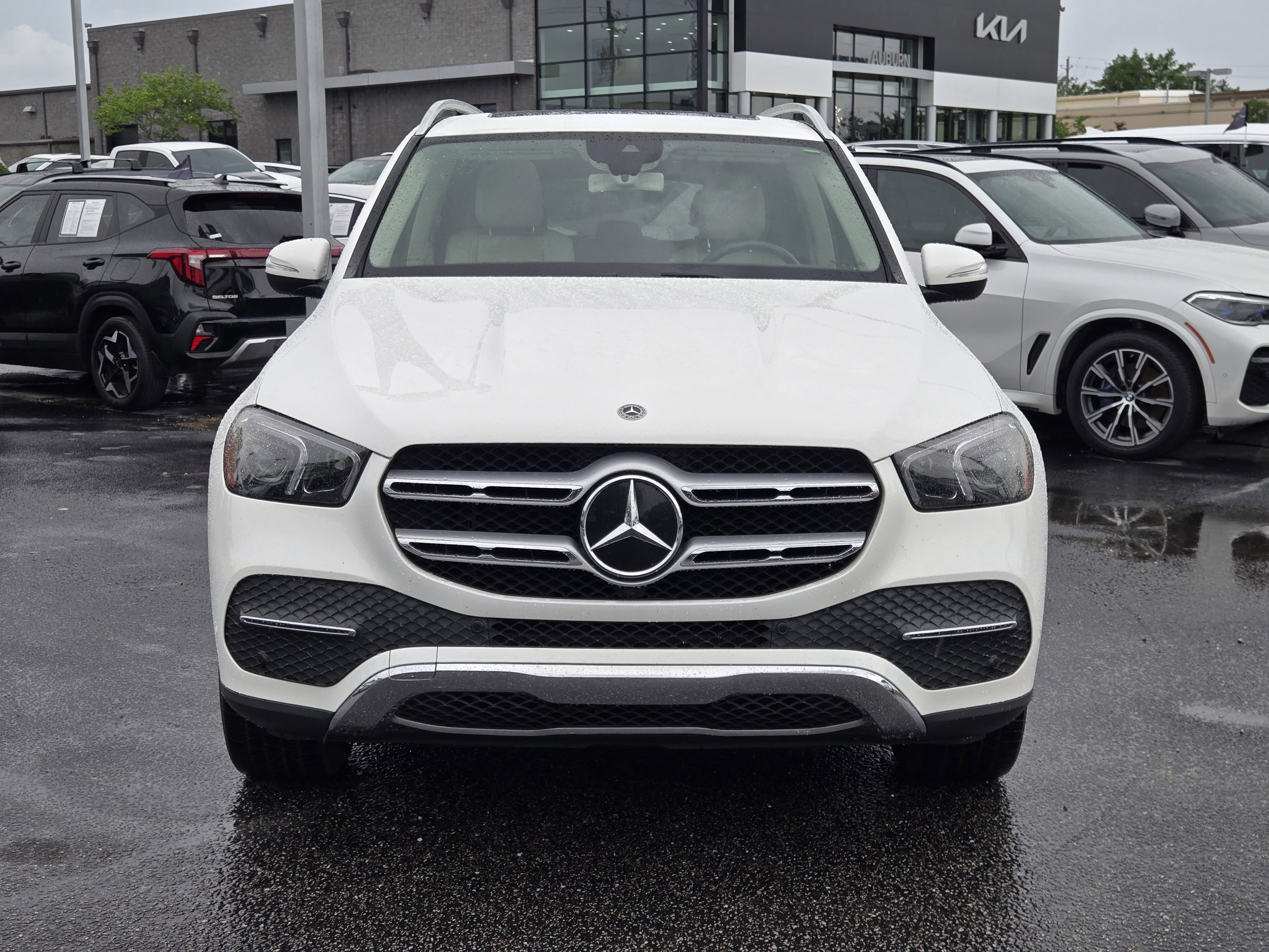 Used 2020 White Mercedes-Benz GLE 350 image 2