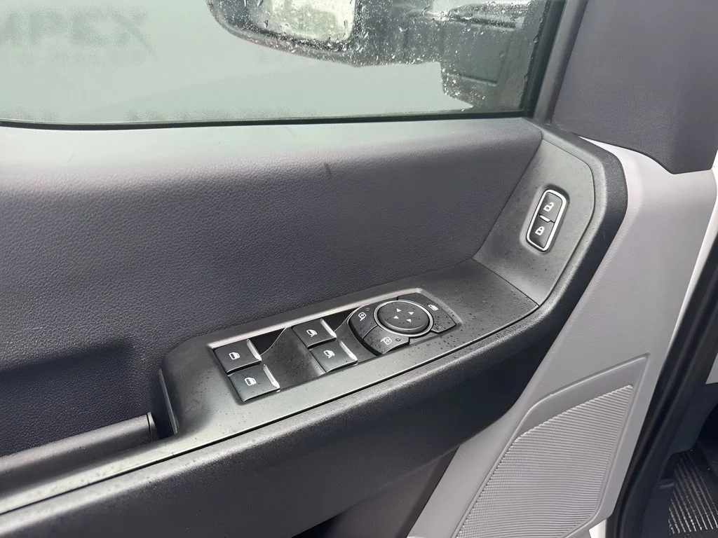 Used 2024 White Ford XL image 23