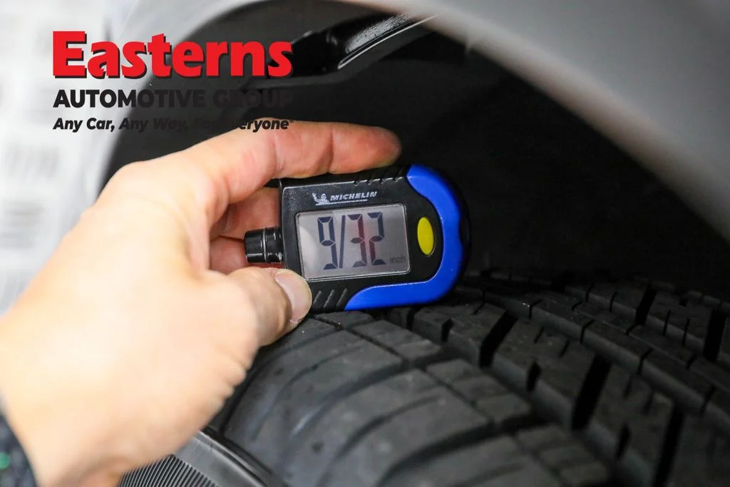 Used 2023 Blue Nissan SV image 28