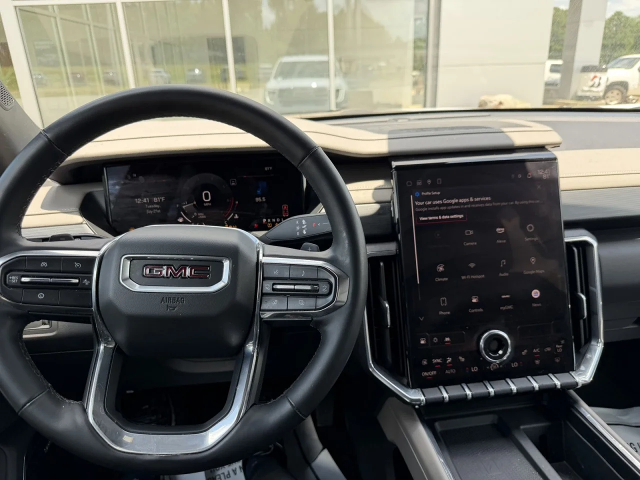 Used 2024 Summit White GMC Elevation image 9