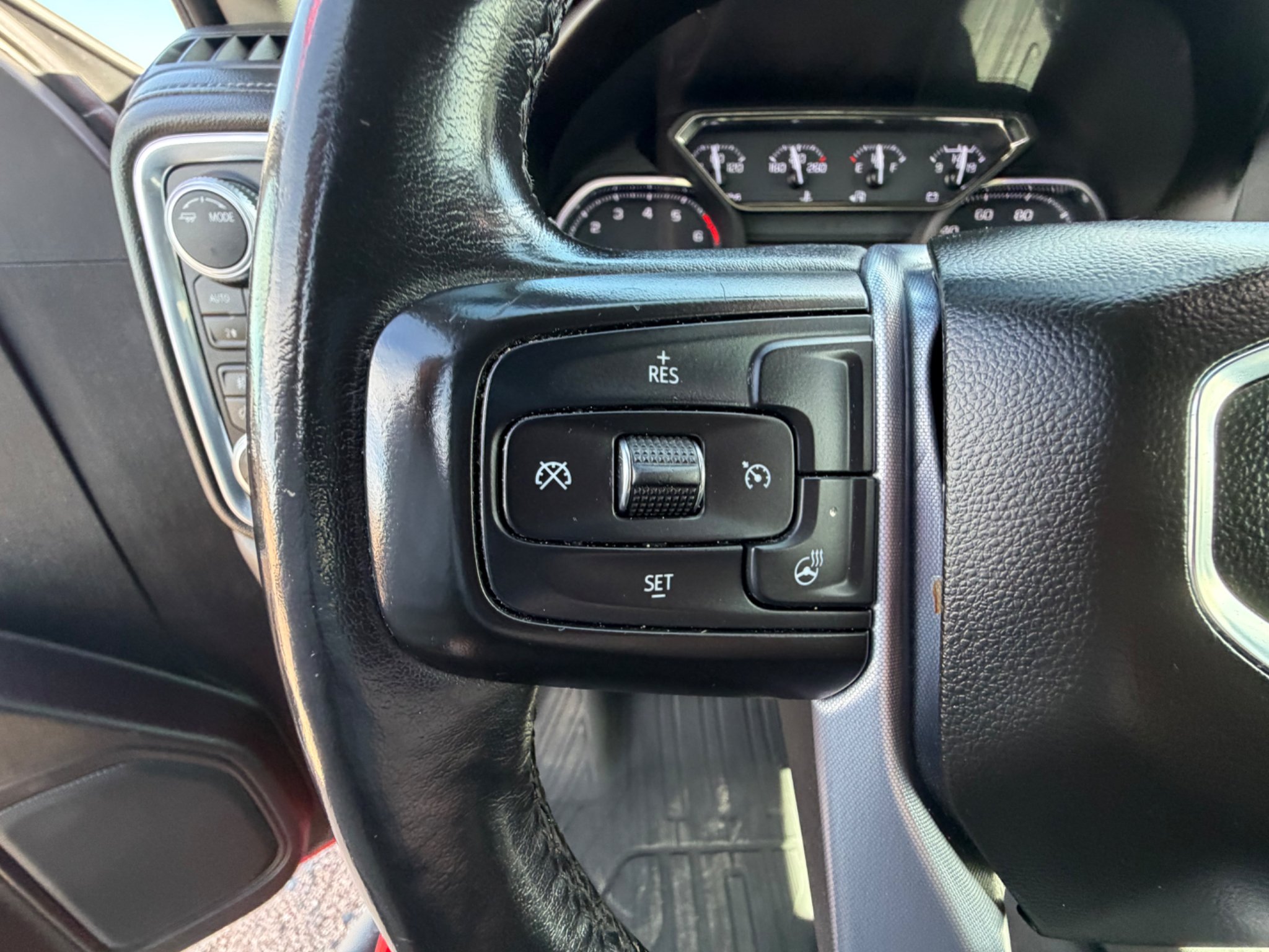 Used 2020 Cardinal Red GMC Elevation image 18