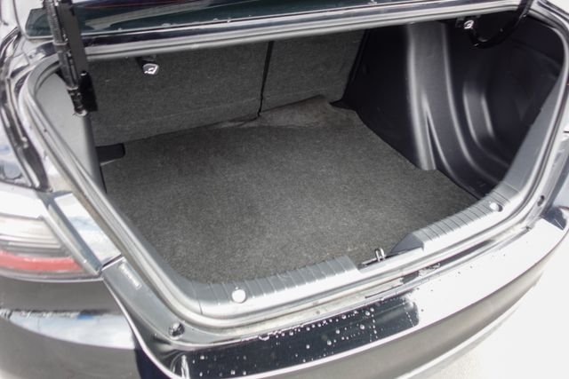 Certified Used 2017  Toyota Base image 29