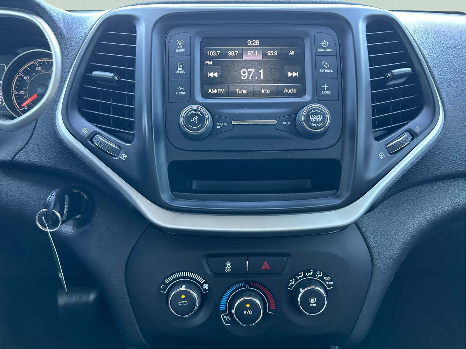 Used 2015 White Jeep Sport image 17
