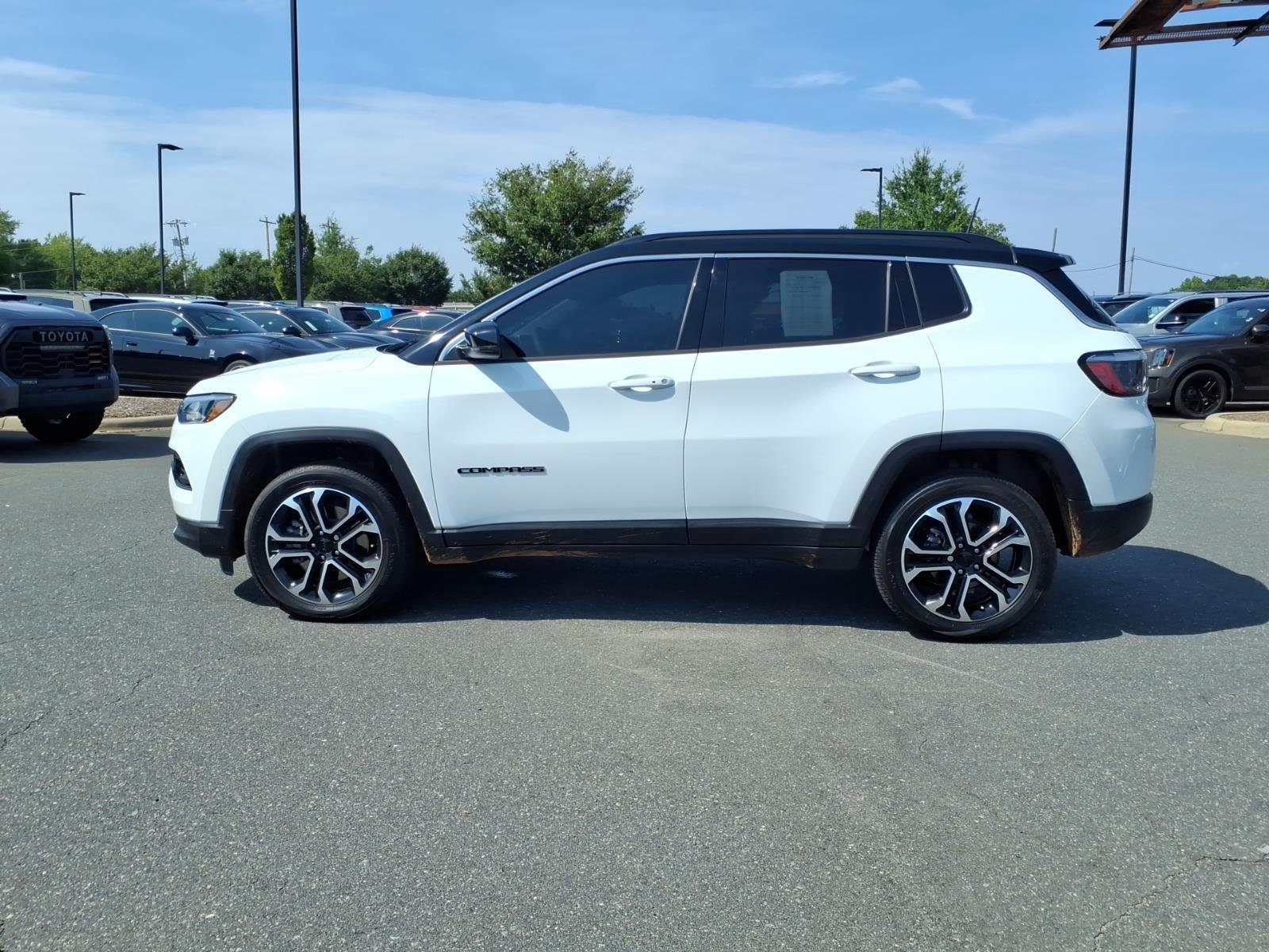 Used 2023 Bright White Clearcoat Jeep Limited image 3