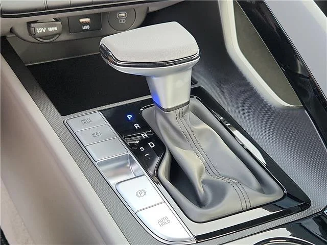 New 2026 Serenity White Pearl Hyundai  image 15