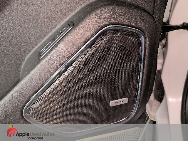 Used 2016 White Chevrolet LTZ image 14