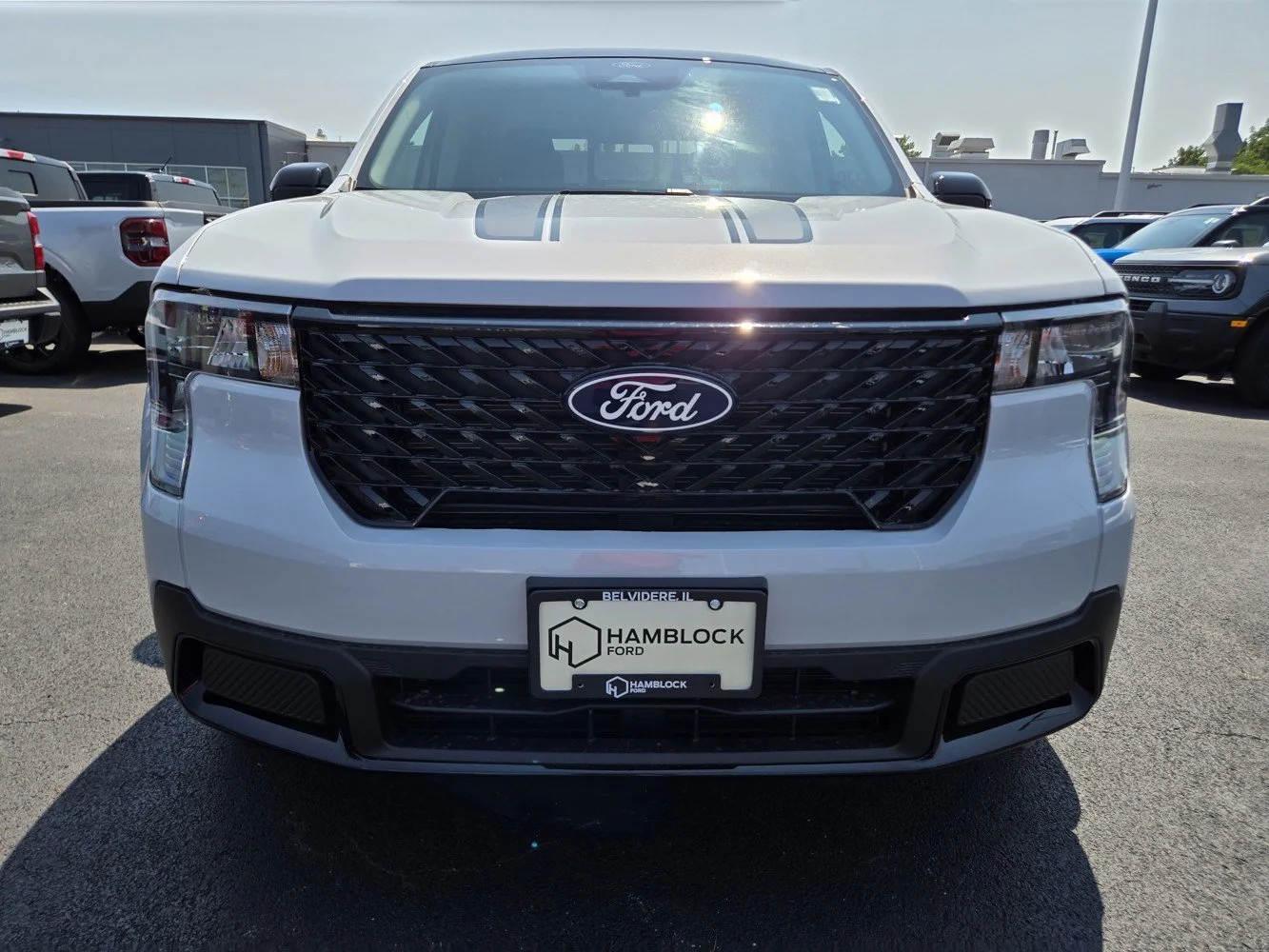New 2026 Space White Metallic Ford XLT image 27