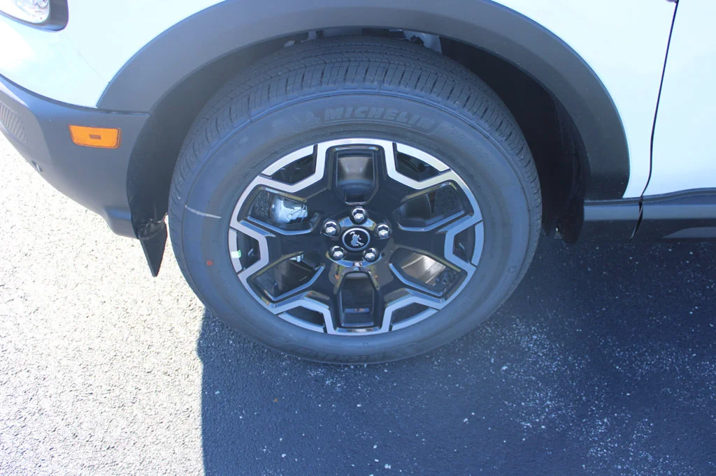 New 2026 Oxford White Ford Outer Banks® image 6