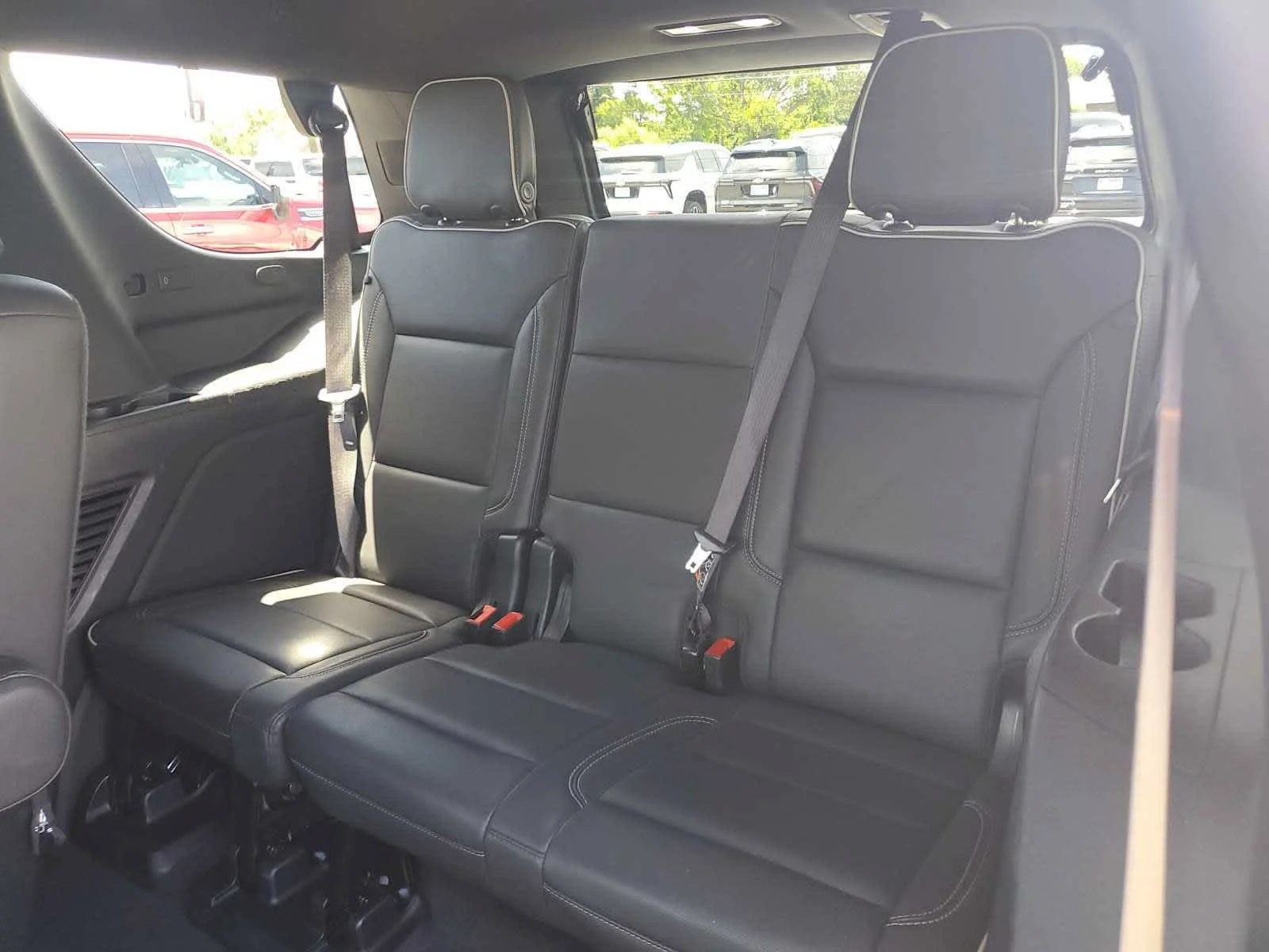 Used 2025 Lakeshore Blue Metallic Chevrolet Premier image 17