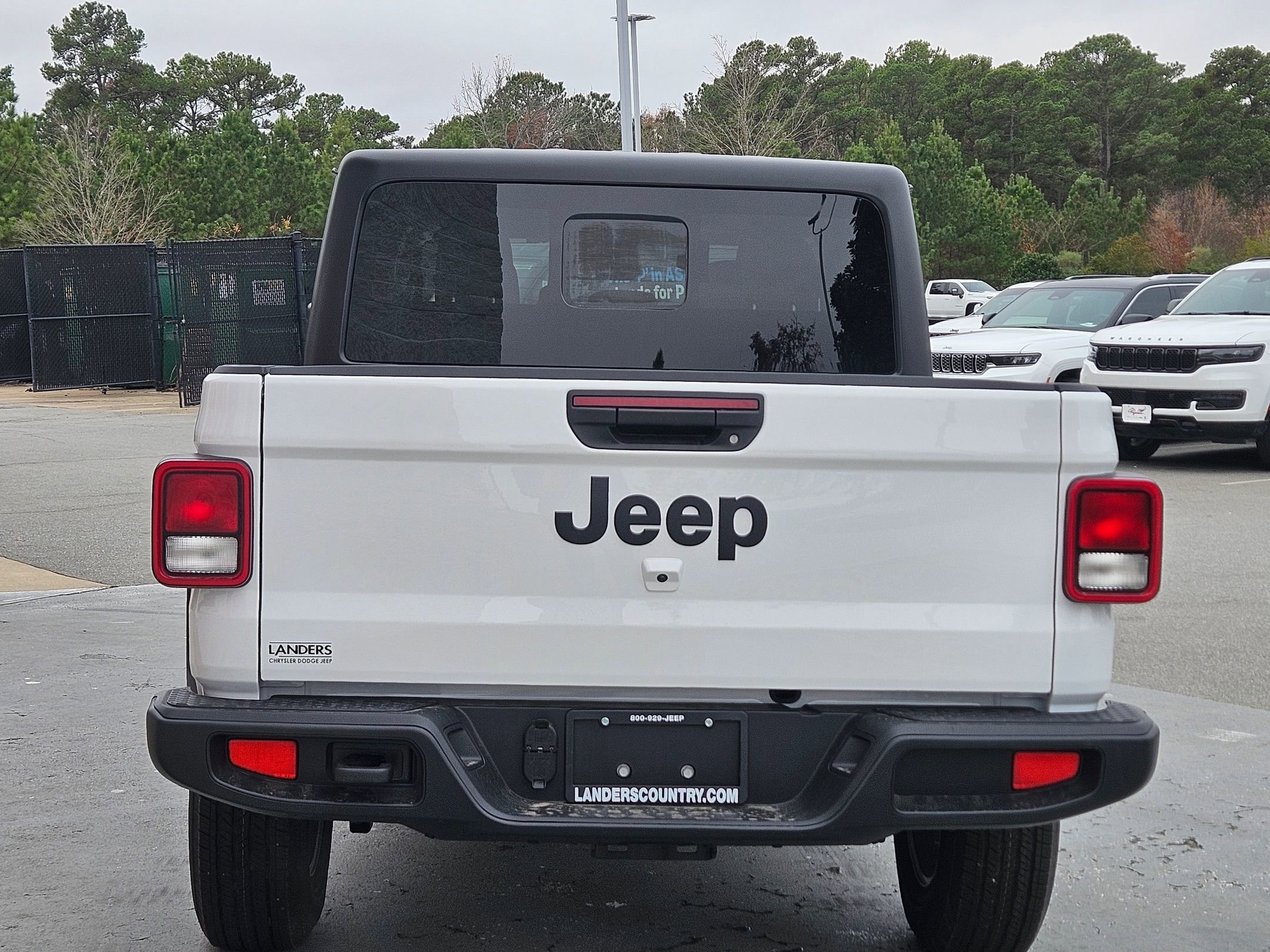 New 2026 Bright White Clear-Coat Exterior Paint Jeep Sport S image 6