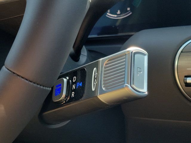 New 2026 White Hyundai SE FWD image 19
