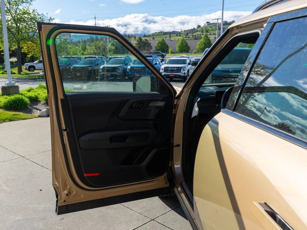 New 2027 Terrain Brown Kia X-Line SX Prestige image 19